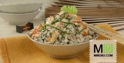 Салат из риса с креветками и анчоусами