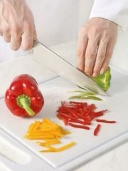 Приготовление блюда по рецепту - Салат «Овощное ассорти». Шаг 2
