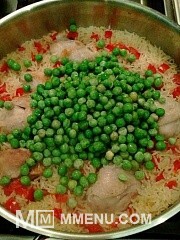 Приготовление блюда по рецепту - Arroz con Polo (Рис с цыплёнком). Шаг 7